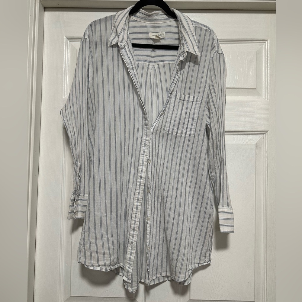 Treasure & Bond Button Down Stripped Shirt (Women's Size 2X)